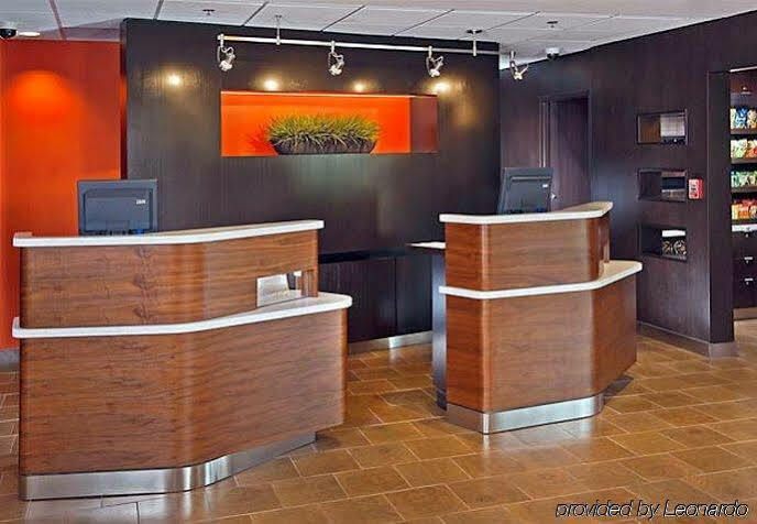 Courtyard By Marriott Greensboro Luaran gambar